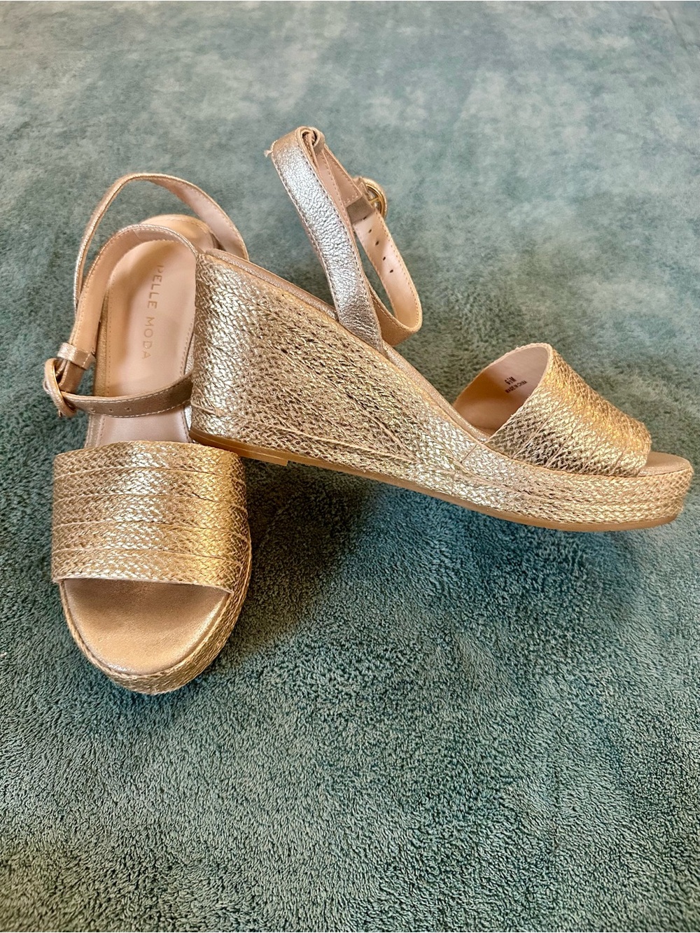 Pelle Moda Gold Espadrille Wedge Sandals Ankle Strap Metallic Platform Size 6.5